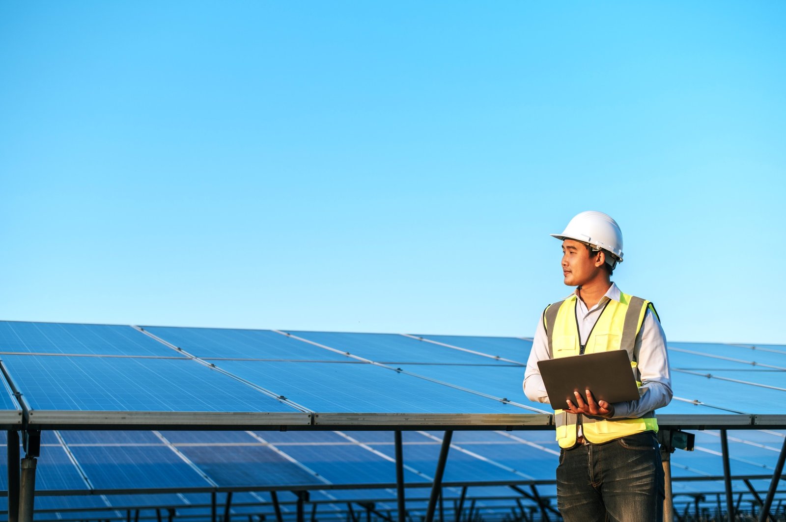 Solar Investor Services